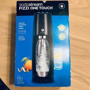 SodaStream Fizzi One Touch Sparkling Water Maker - Black - Used one time